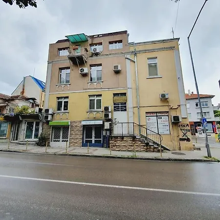 Mateo Center *