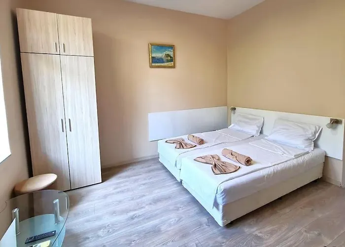 Mateo Center Апартаменты *