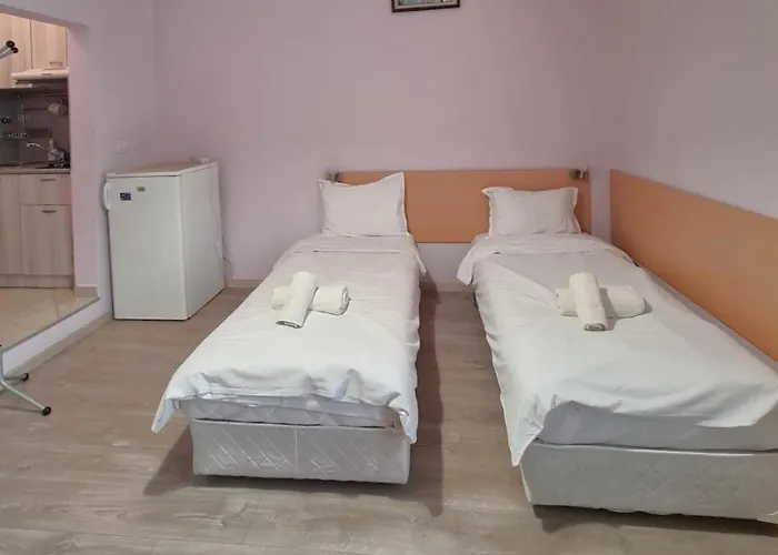 Mateo Center Апартаменты